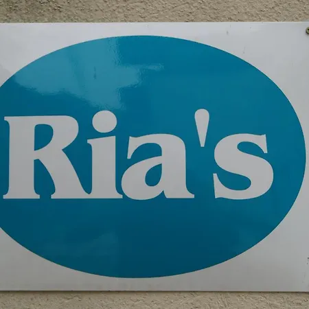 Ria's Apartament *