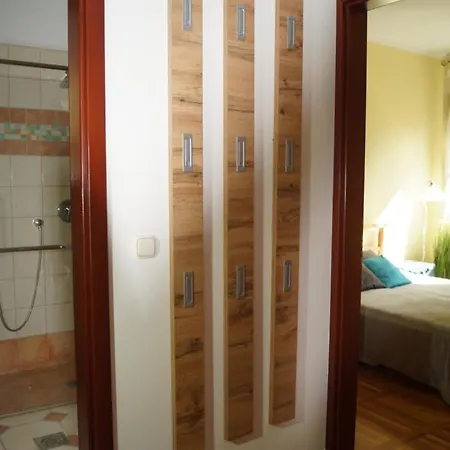 Ria's Apartman